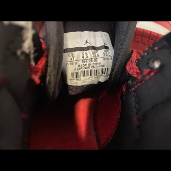 Air Jordan 1 Chicago GS size 5Y us good condition - Picture 4 of 4